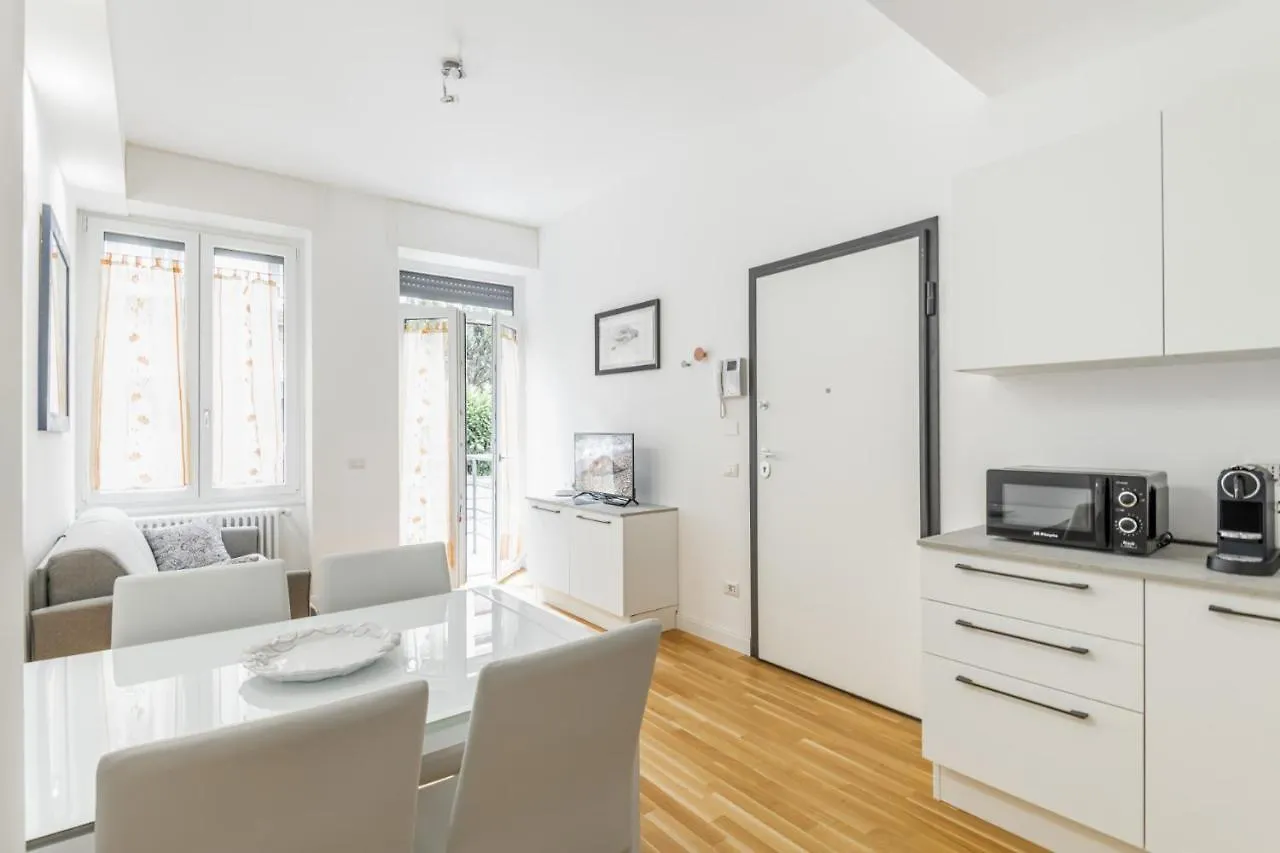 Easylife - Stile E Comfort A Due Passi Da Centrale Милан Италия