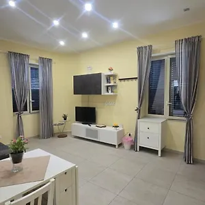  Apartamento Casetta Delia Italia